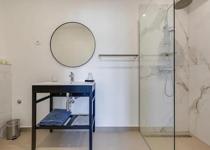 Escape On By Interhome Semesterbostad