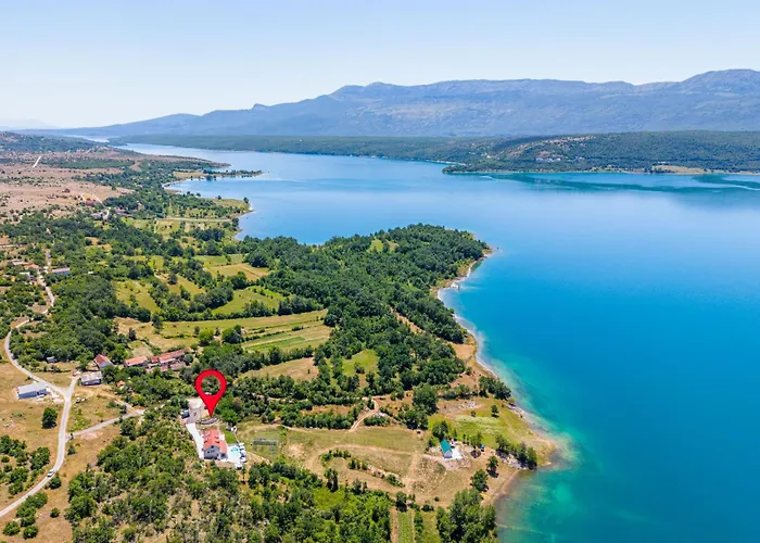 Escape On By Interhome