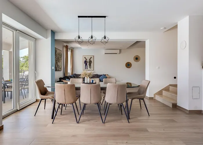 Escape On By Interhome Semesterbostad